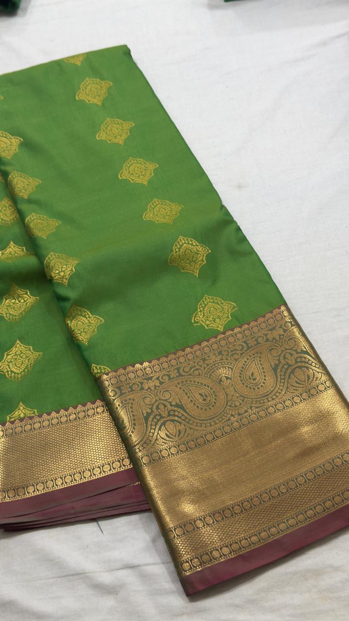 Leaf Green & Antique Gold Paisley Butta Kanjivaram Silk Saree