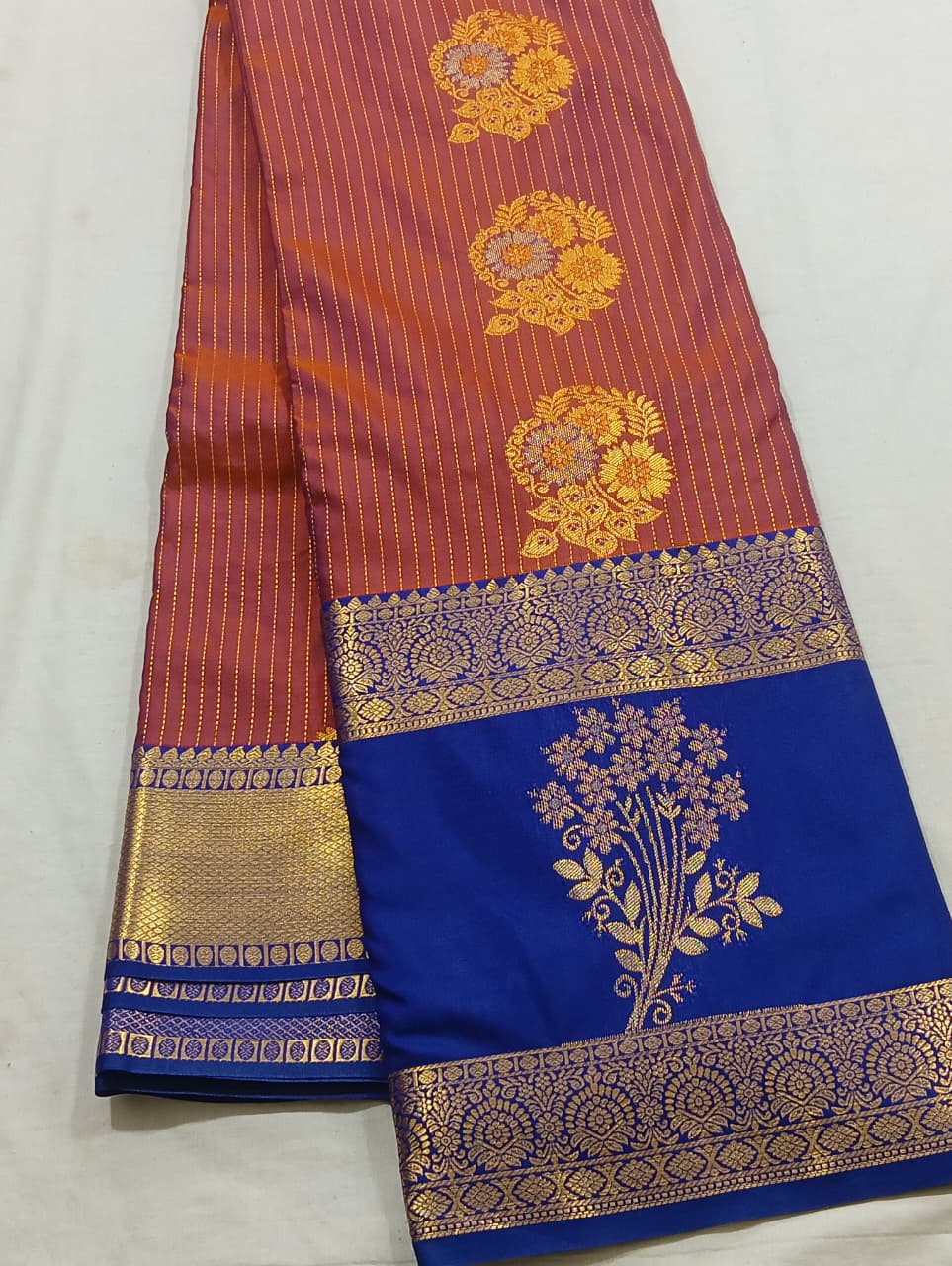 Rosewood Pink & Royal Blue Gold Floral Bouquet Kanjivaram Silk Saree view 1 - Rangam Saradha Silks