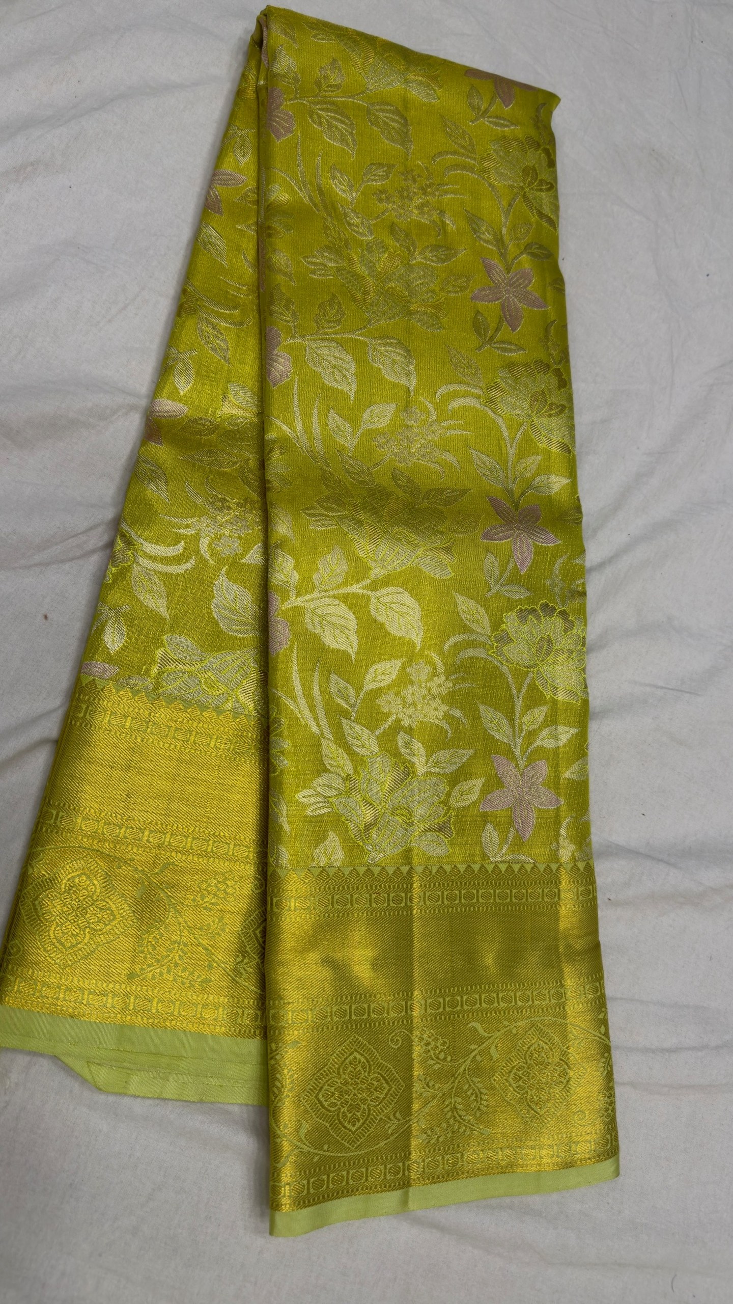 Pure Kanjivaram Silk Saree – Olive Green Antique Gold Floral view 2 - Rangam Saradha Silks