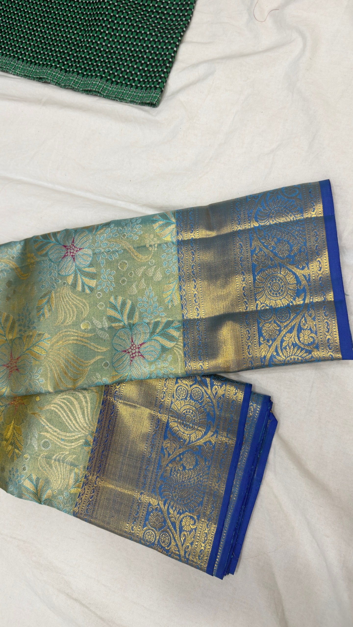 Pure Kanjivaram Silk Saree – Sea Green Royal Blue Floral view 2 - Rangam Saradha Silks
