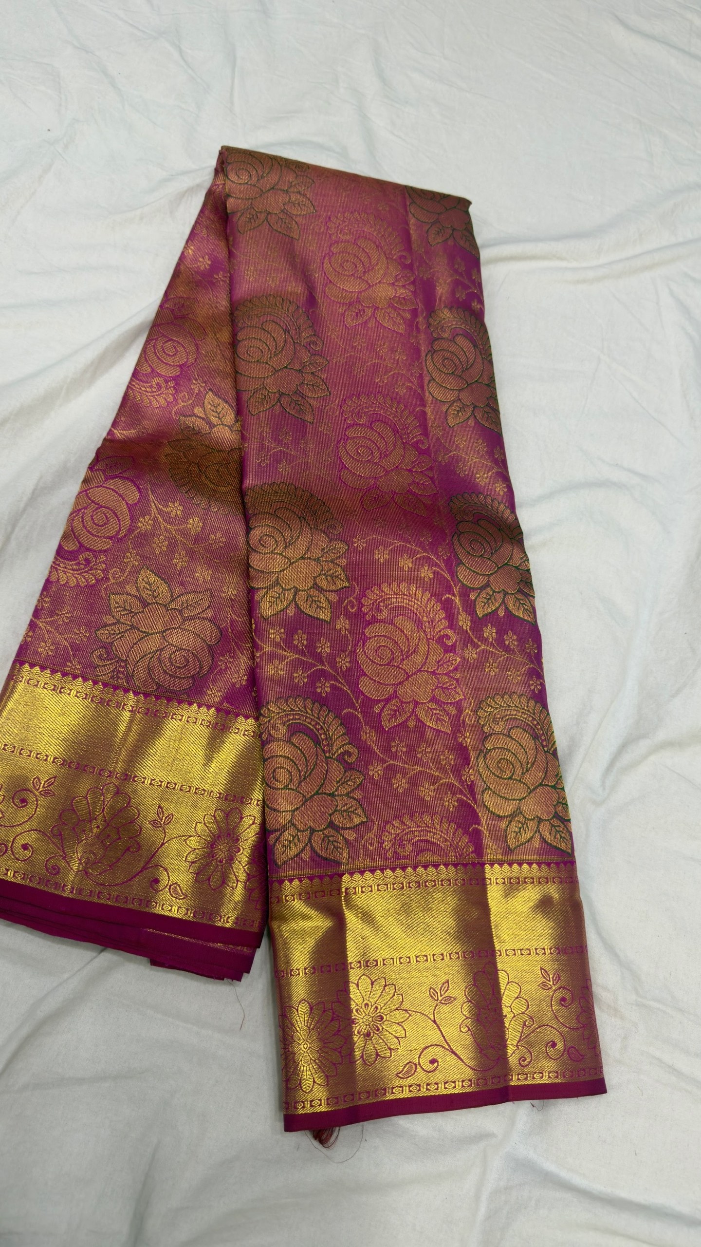 Pure Kanjivaram Silk Saree – Wine Magenta Antique Gold Rose Floral view 2 - Rangam Saradha Silks