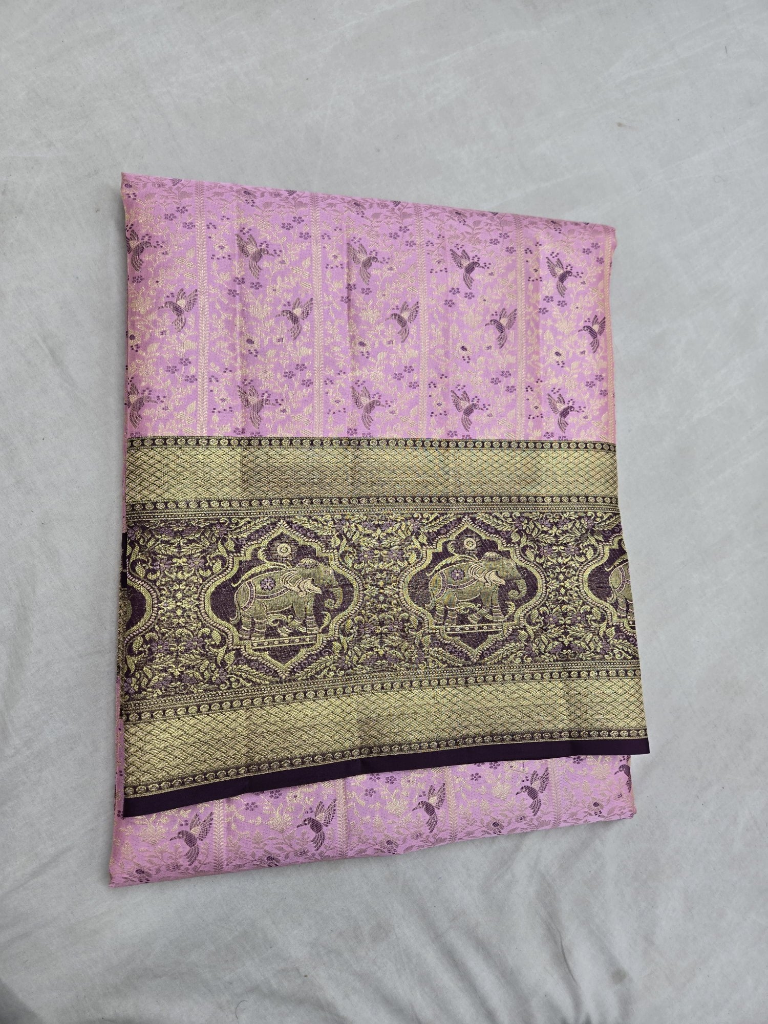 Lilac Silk Saree with Antique Zari Elephant Motif Border view 2 - Rangam Saradha Silks