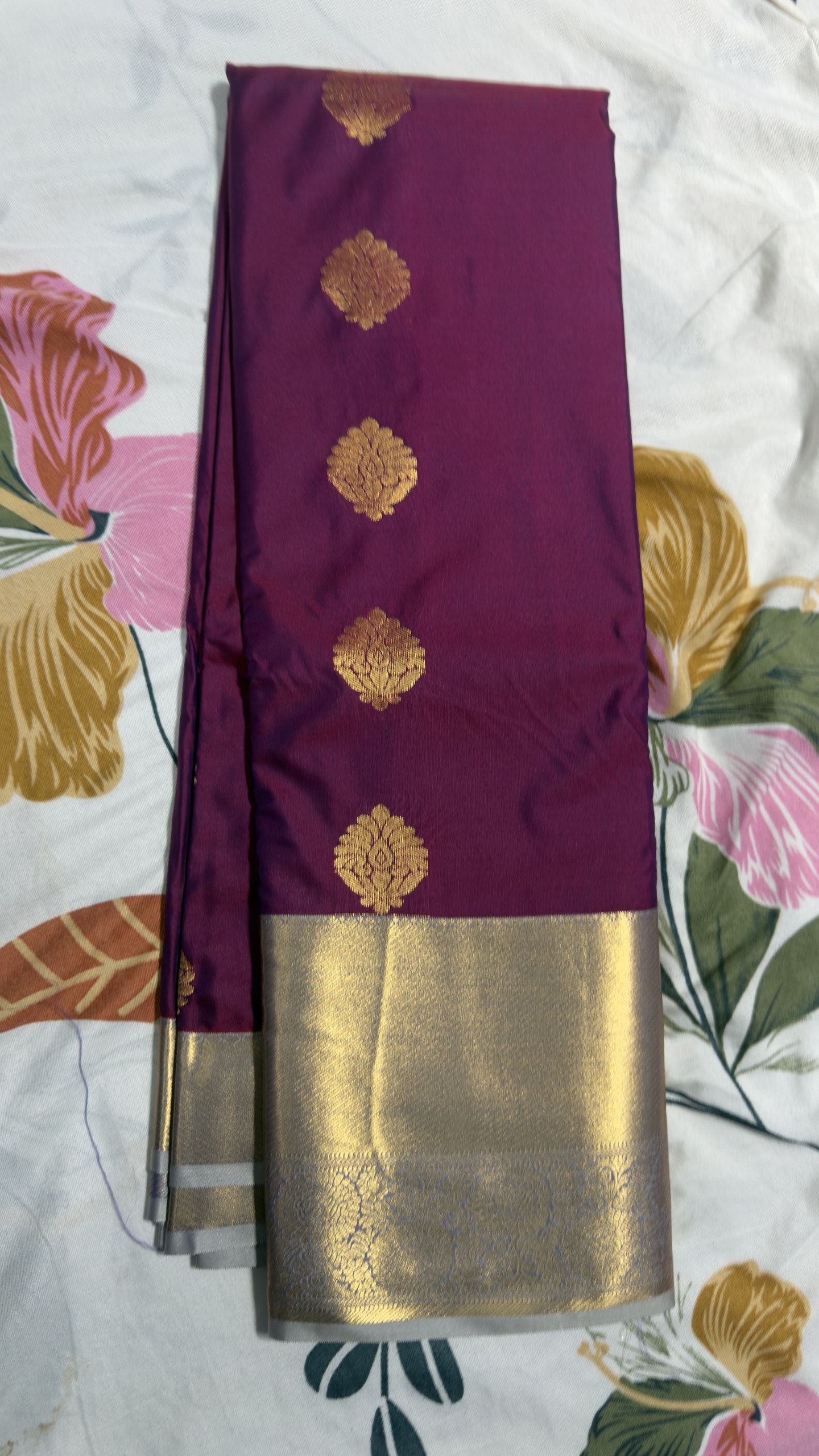Wine Purple Gold Zari Semi Kanchi Pattu Saree