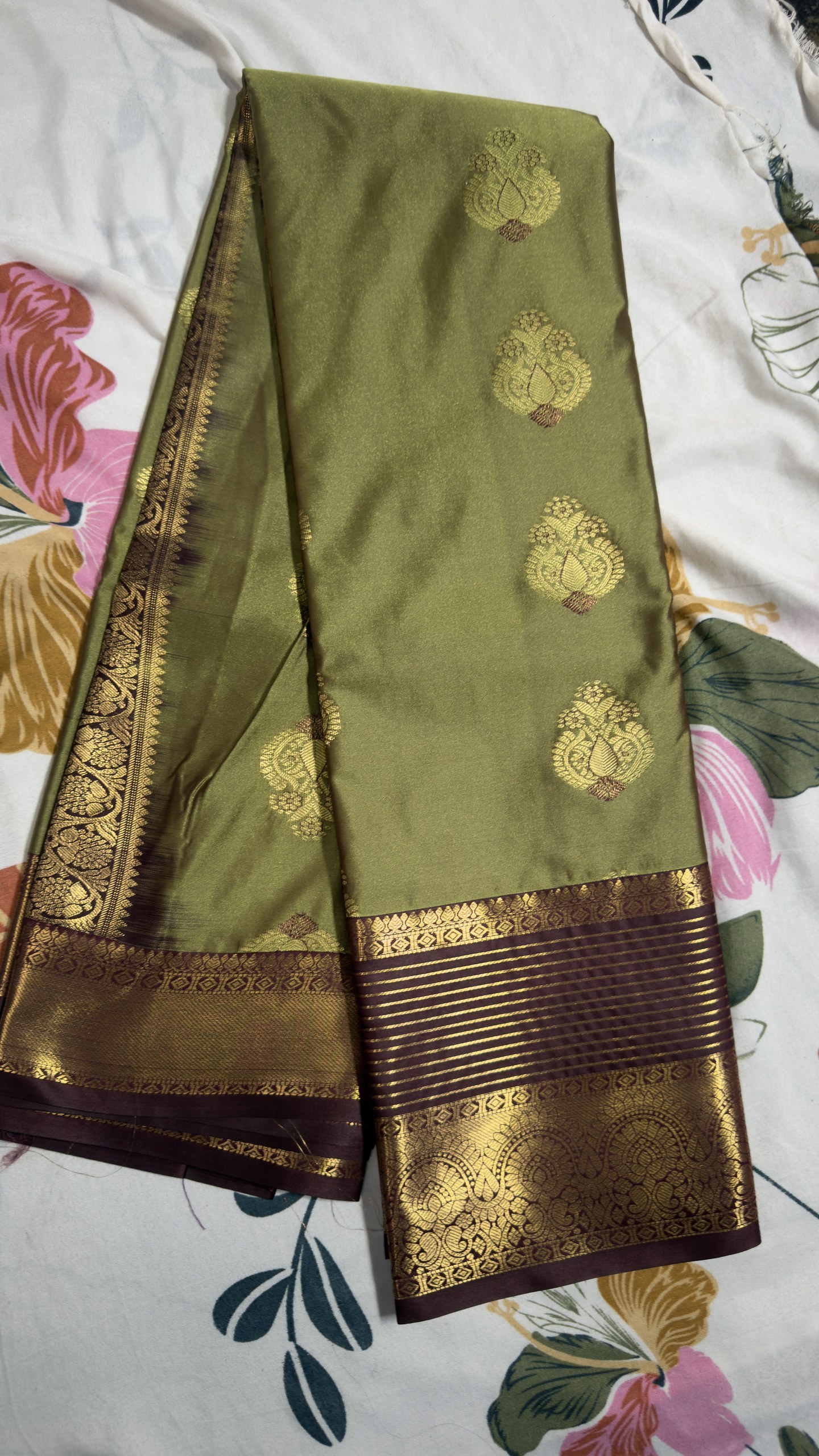 Oolive Green & Wine Gold Zari Semi Kanchi Pattu Saree