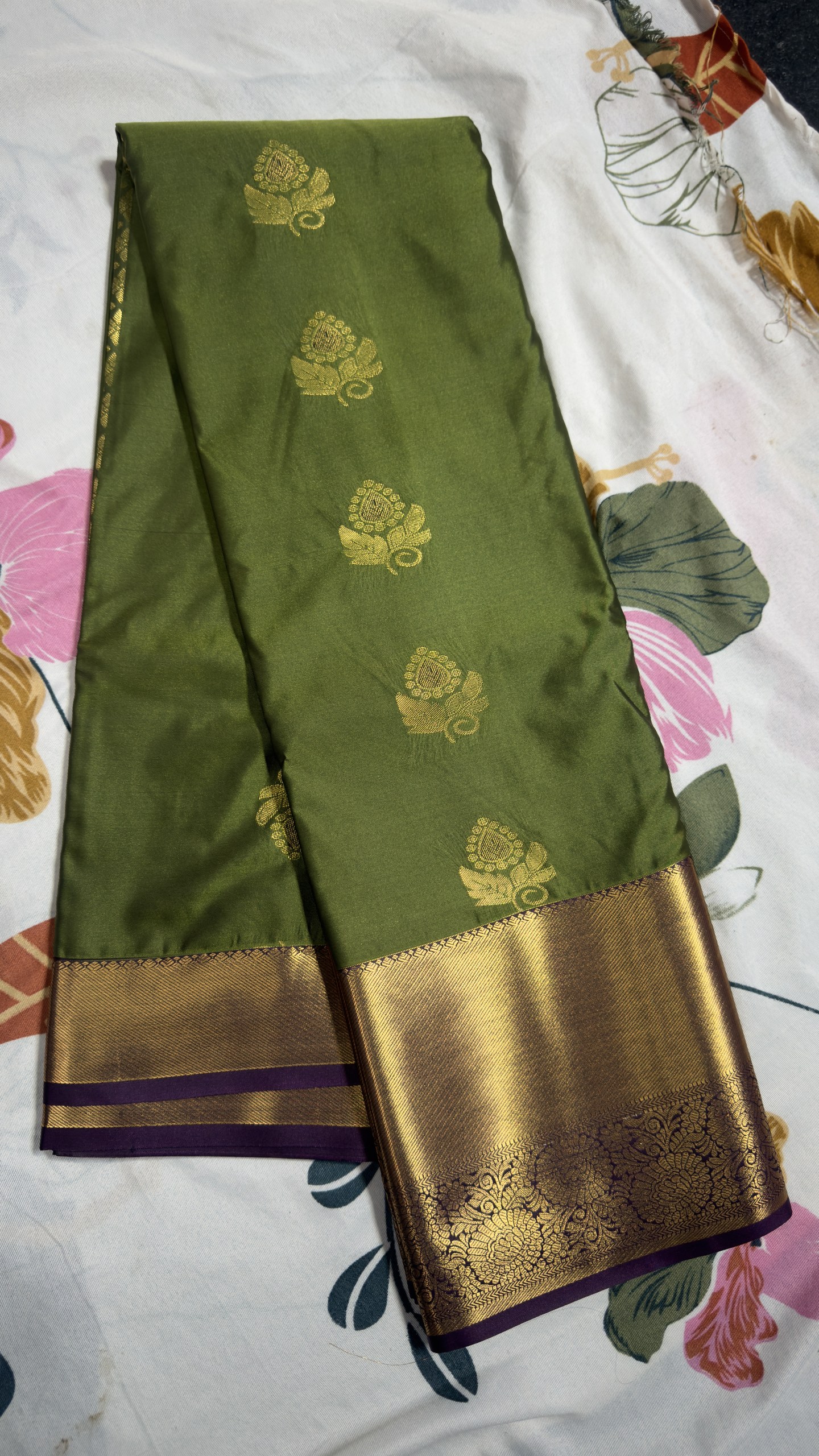 Ollive Green & Purple Gold Zari Semi Kanchi Pattu