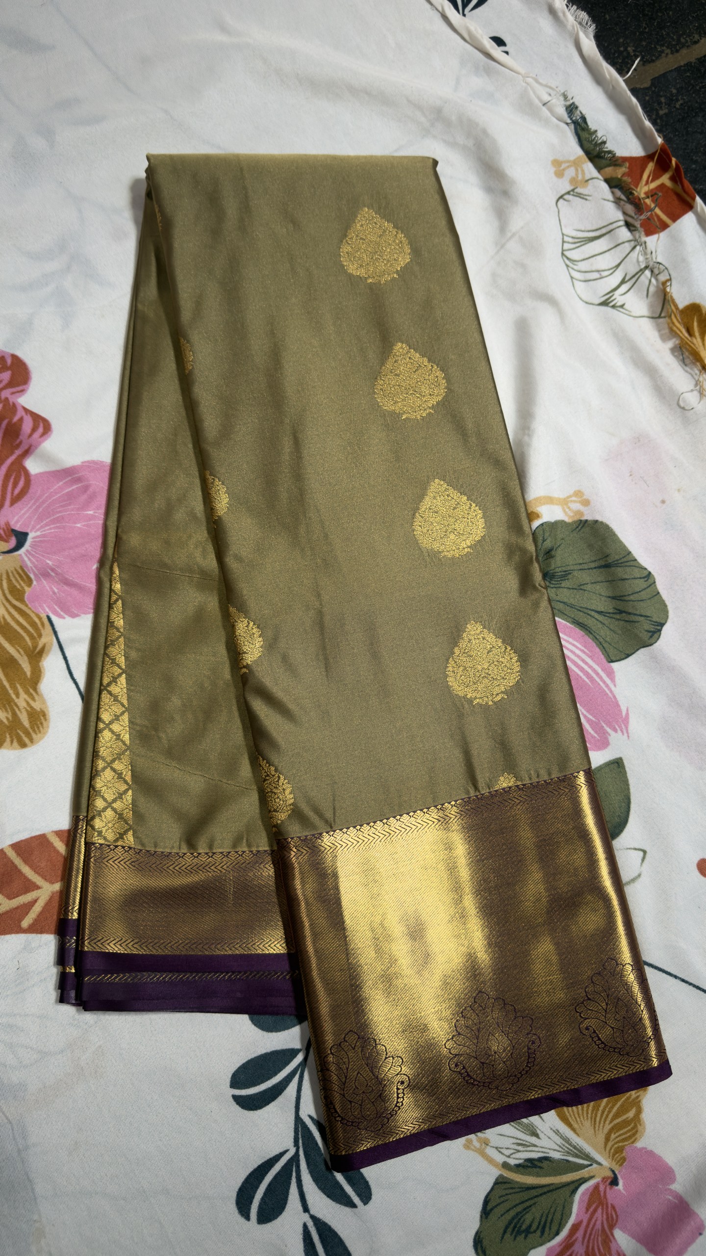 Olivee Green & Purple Gold Zari Semi Kanchi Pattu