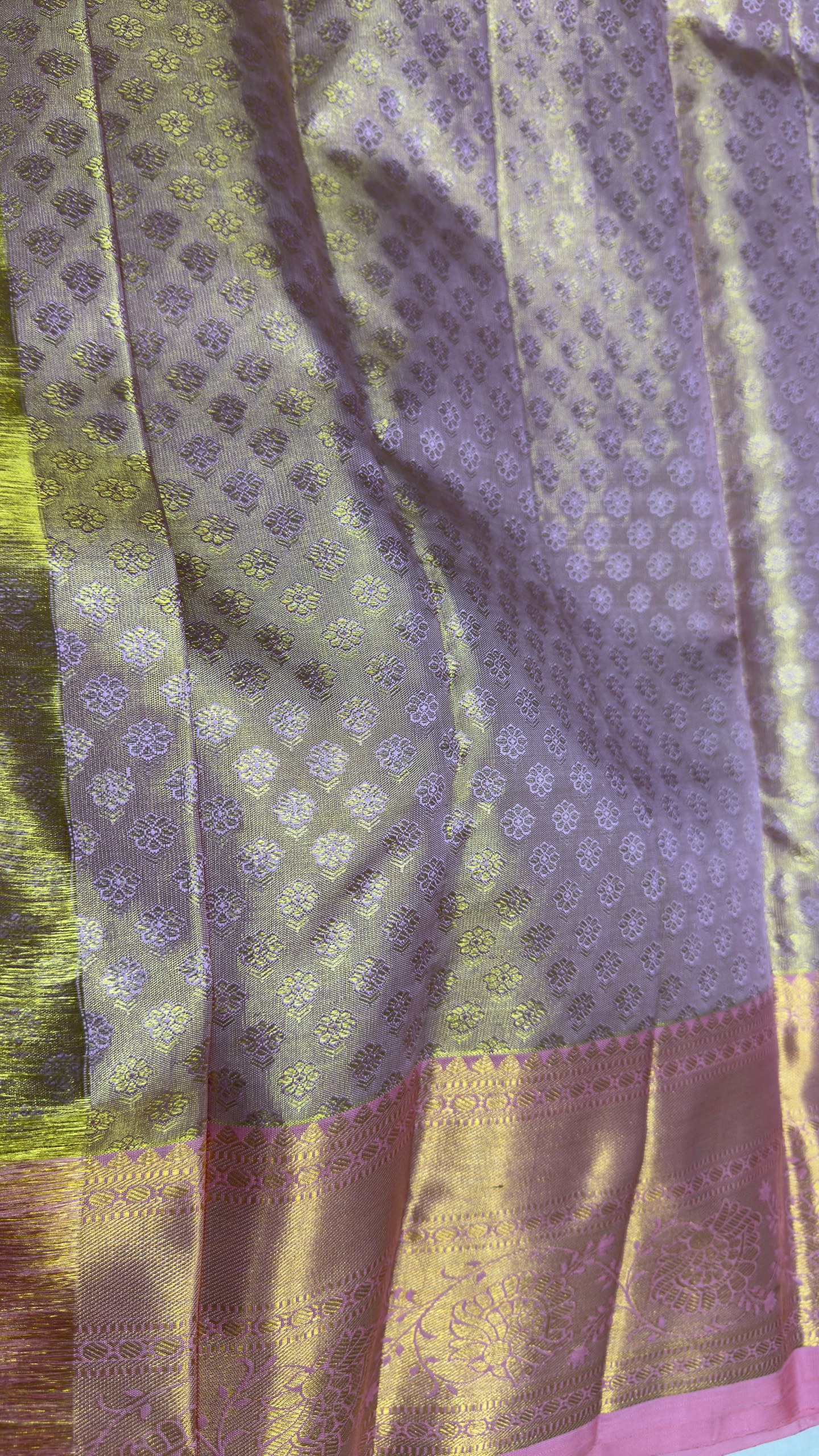 Pure Kanjivaram Silk Saree – Antique Gold Lavender Floral view 7 - Rangam Saradha Silks