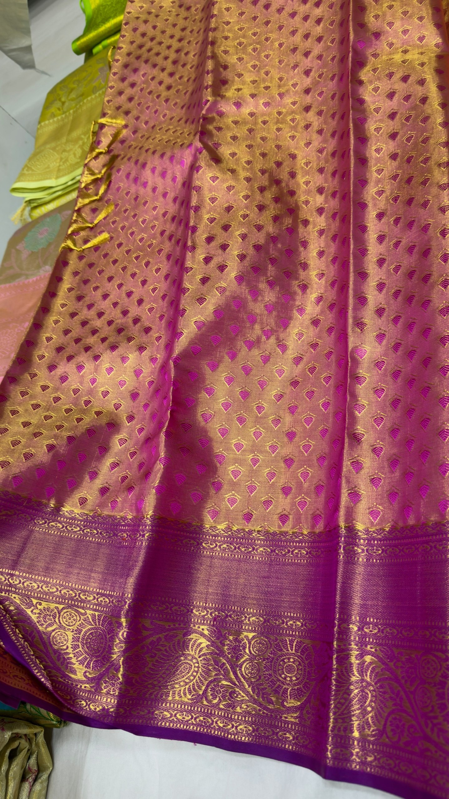 Pure Kanjivaram Silk Saree – Peach Wine Purple Floral view 7 - Rangam Saradha Silks