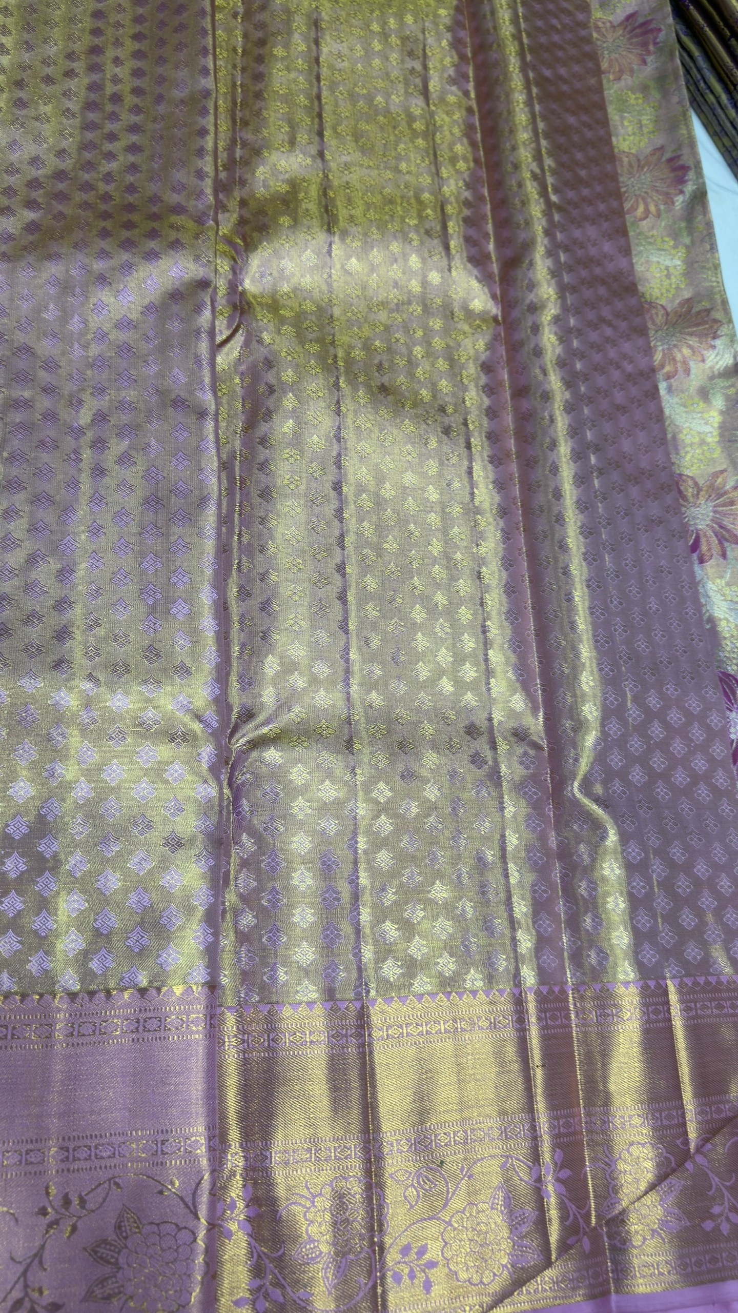 Pure Kanjivaram Silk Saree – Mauve Gold Purple Floral view 7 - Rangam Saradha Silks
