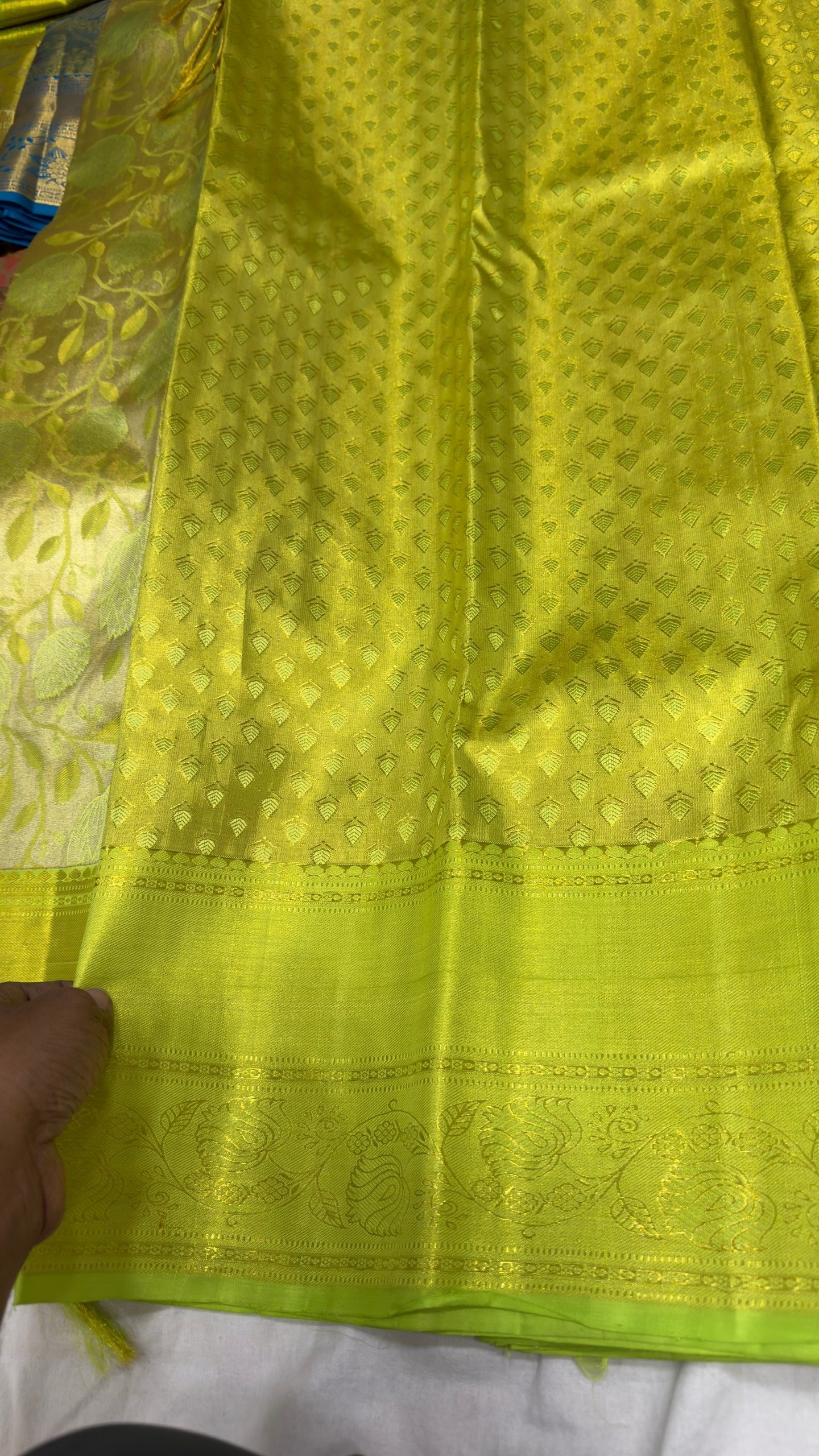 Pure Kanjivaram Silk Saree – Olive Green Lime Floral view 7 - Rangam Saradha Silks
