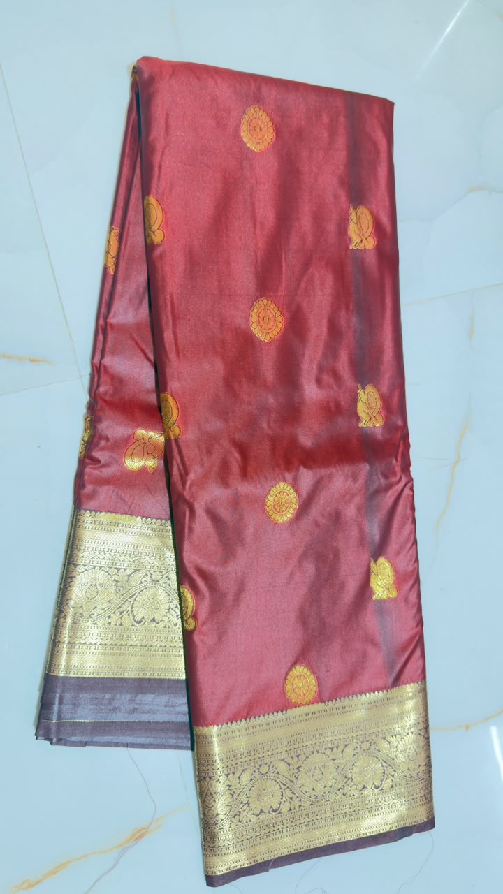 Burgundy Gold Floral Butta Kanchi Silk Saree view 1 - Rangam Saradha Silks