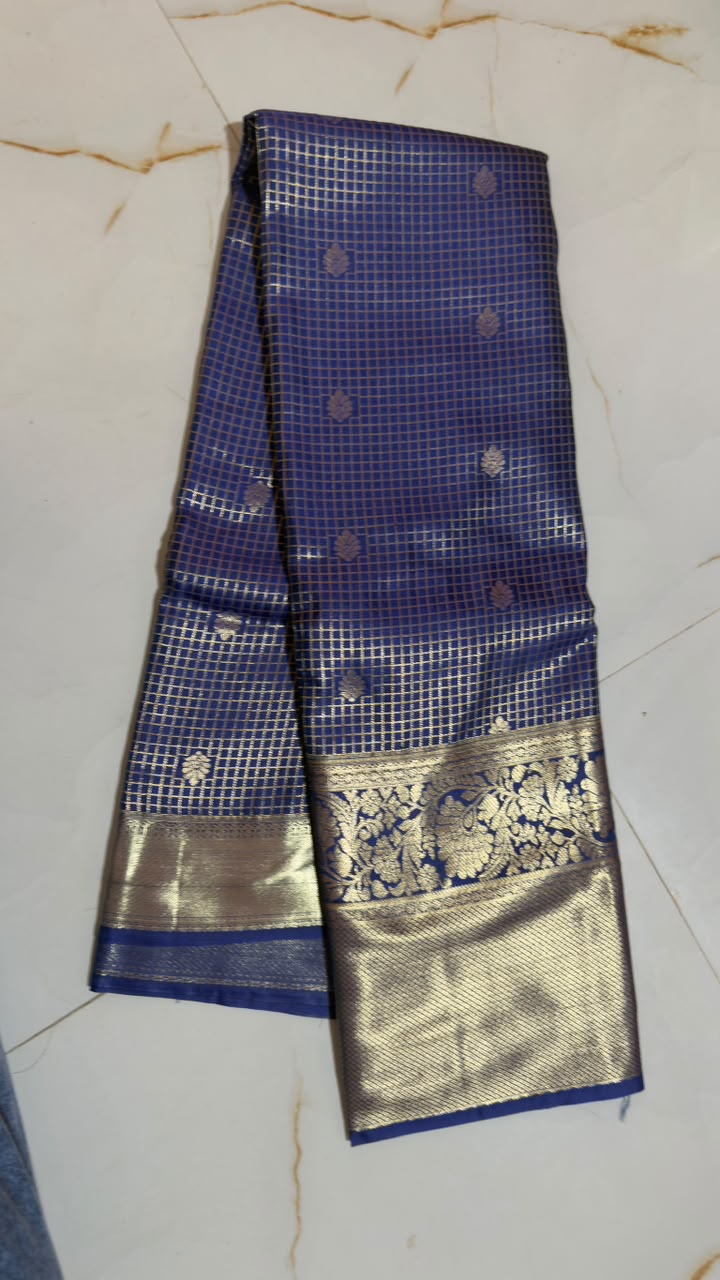 Navy Blue Checked Butta Kanchi Silk Saree