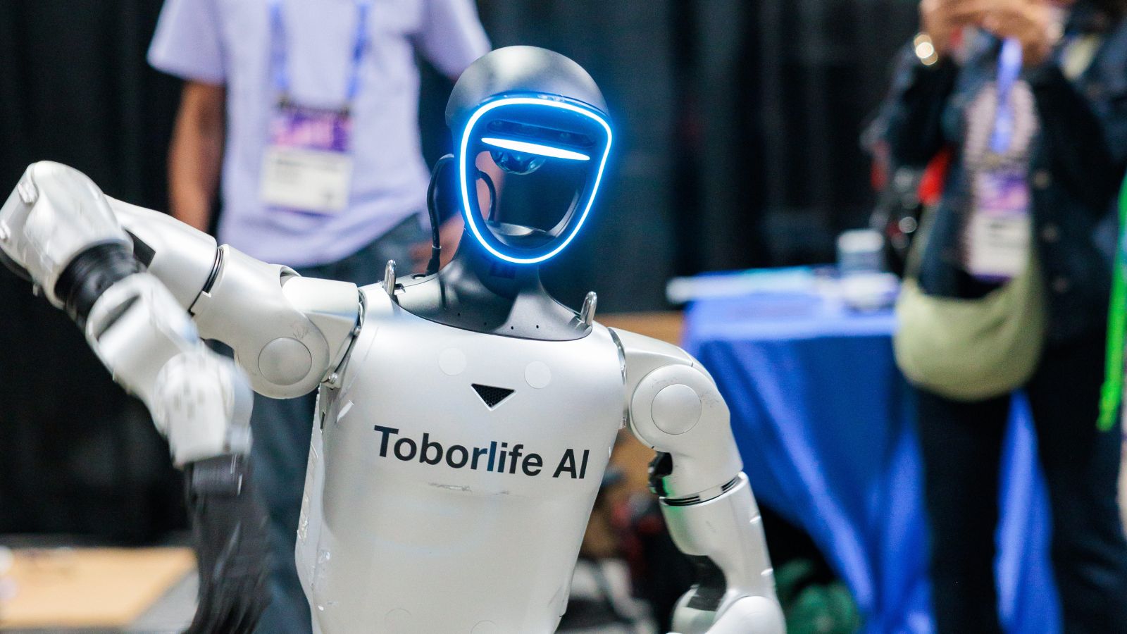Toborlife AI humanoid robot on the expo floor