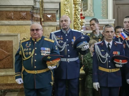 В праздник Покрова Пресвятой Богородицы в Казанском кафедральном соборе была совершена Божественная литургия