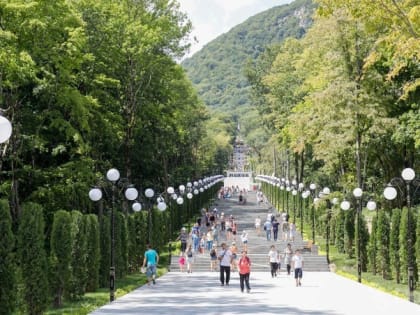 Молодёжный проект и студенческая карта лояльности — как на Ставрополье будут развивать туризм