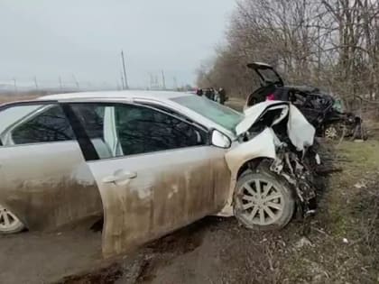 Два человека погибли в лобовом ДТП в Пятигорске