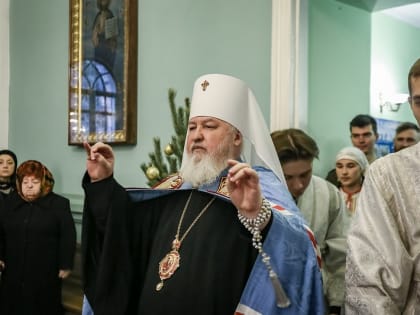 В Рождественский сочельник митрополит Кирилл возглавил Литургию в Андреевском соборе города Ставрополя