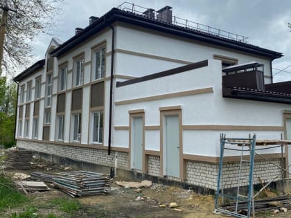 Десять новых медучреждений возводят на Ставрополье