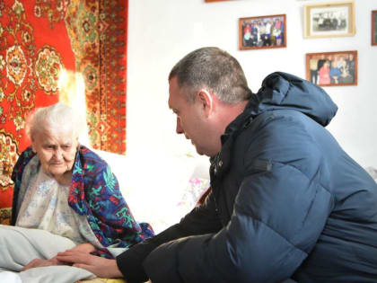 10 января исполнилось 95 лет труженице тыла Елене Васильевне Авраменко