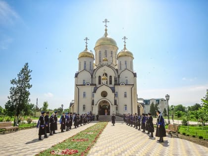 Духовенство Ставропольской и Невинномысской епархии приняло участие в торжествах посвященных десятилетию образования Георгиевской епархии