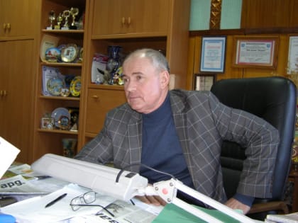 ОШИБКИ ВЕРХОВ  ДОРОГО ОБХОДЯТСЯ НИЗАМ