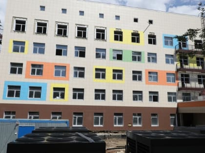 Больницы строят, врачей учат, бесплатно лечат: о чём говорили на встрече с главой минздрава Ставрополья в РИЦ СК