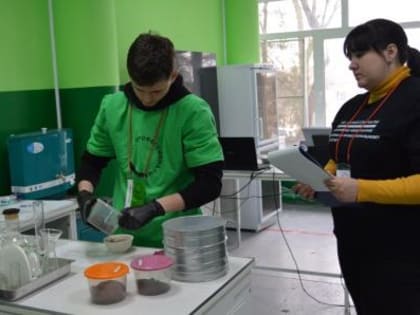 15.03.2023 г. в мастерских ГБПОУ «Александровский сельскохозяйственный колледж»по компетенции «Агрономия» проходил региональный чемпионат «Профессионалы»