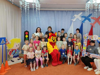 Изучаем и соблюдаем дорожные правила!