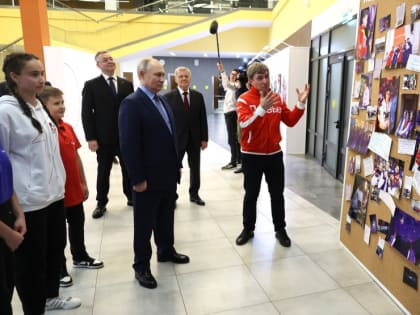 ПРЕЗИДЕНТ РОССИИ В ПЯТИГОРСКЕ ПРОВЕЛ ЗАСЕДАНИЕ НАБЛЮДАТЕЛЬНОГО СОВЕТА «ДВИЖЕНИЯ ПЕРВЫХ»