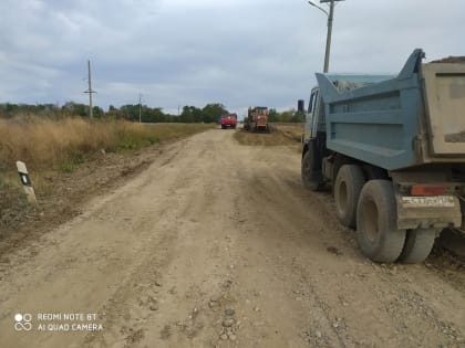 В этом году обновляют более 2 км автодороги Преградное - Медвеженский – Новомихайловское