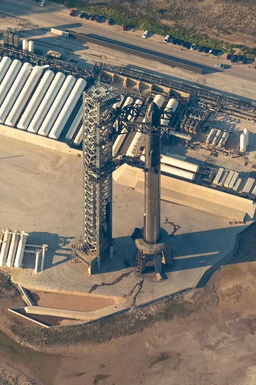 SpaceX Rebuilds Starbase Pad 1 While Block 3 Starships Fly From Pad 2