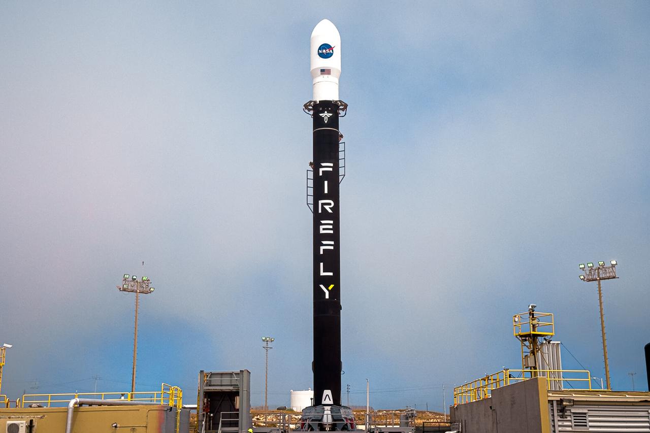 Firefly Projects $435 Million in 2026 Revenue as Launchers Slip to a Fraction of the Business