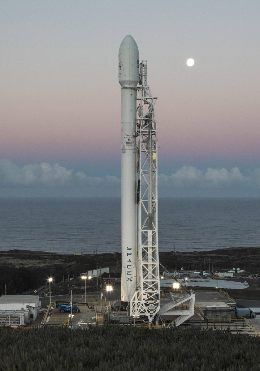 Portal Space Systems Books Falcon 9 for 2028 Supernova Debut, Opens Rideshare Slots