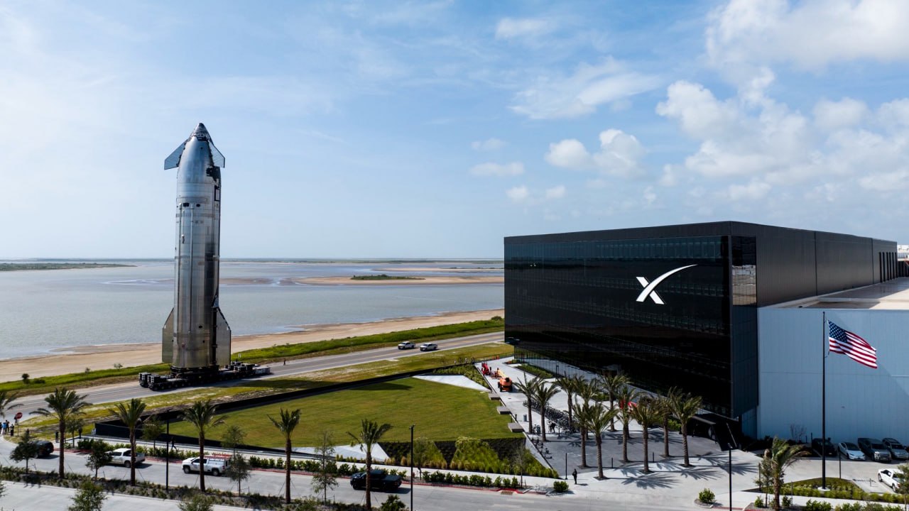 Starbase Buildout Presses Ahead as Flight 14 Hardware Nears the Pad