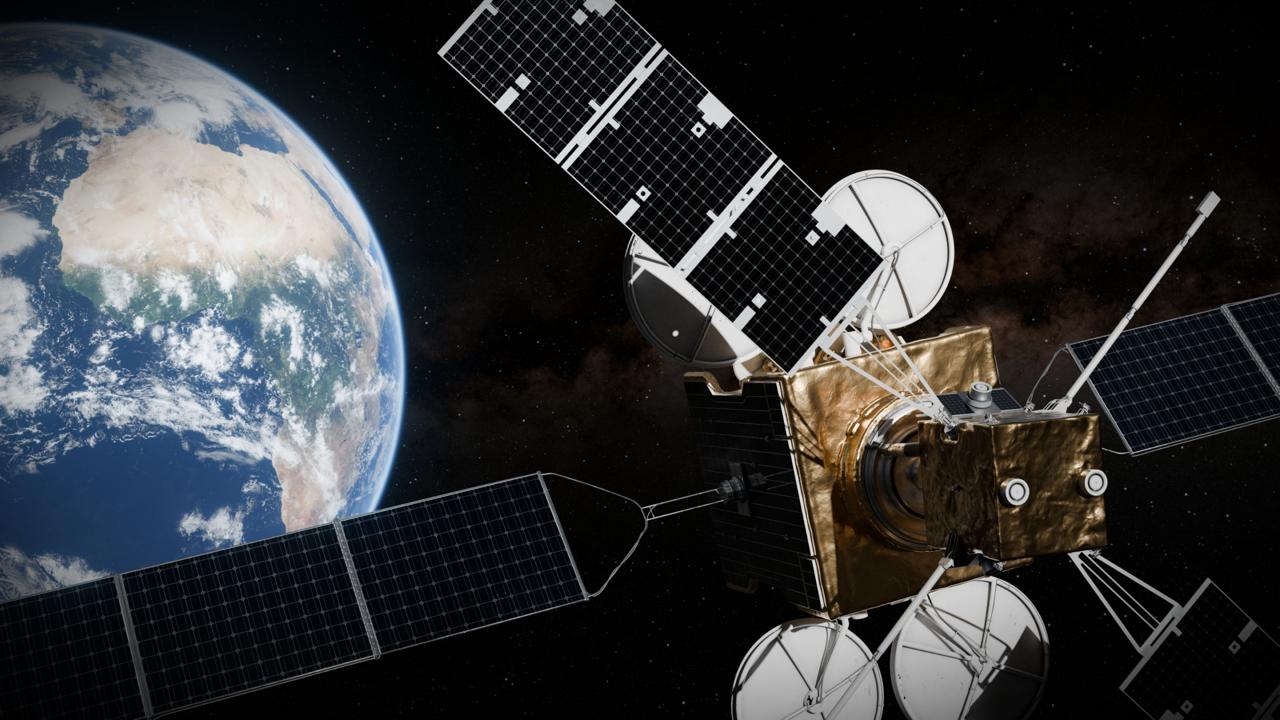 Eutelsat Signs Infinite Orbits for GEO Satellite Life Extension