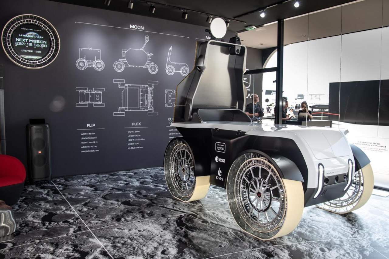 Venturi Space Debuts ALTA LUNA, a Tracked Crewed Rover for Lunar Base Support