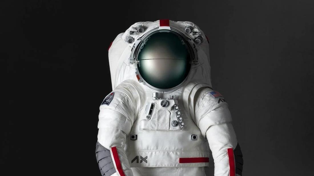 NASA Streamlines Axiom Lunar Suit to Protect 2028 Artemis Landing
