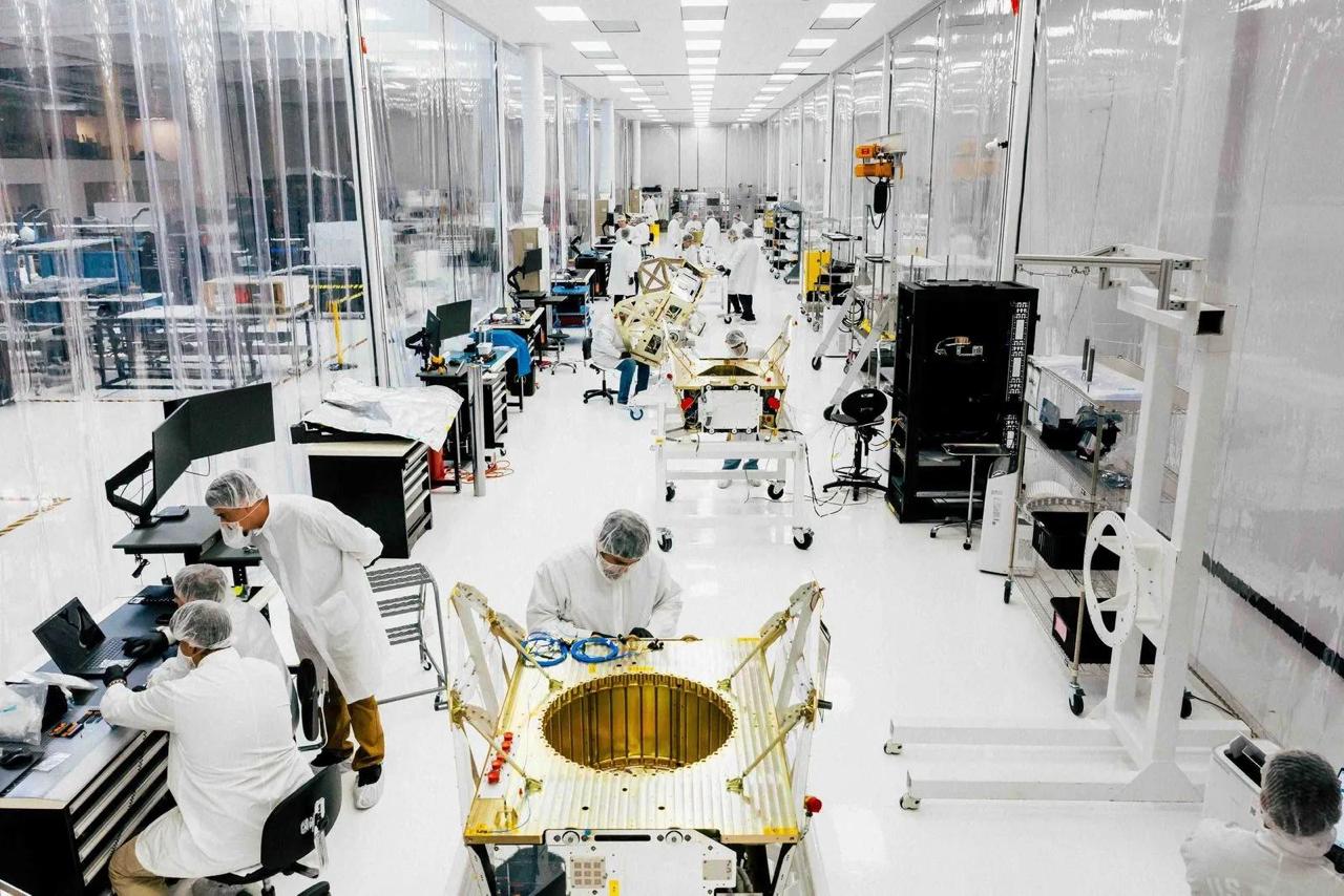 Apex in Talks for $500 Million Raise at $4 Billion Valuation to Scale Satellite Bus Production
