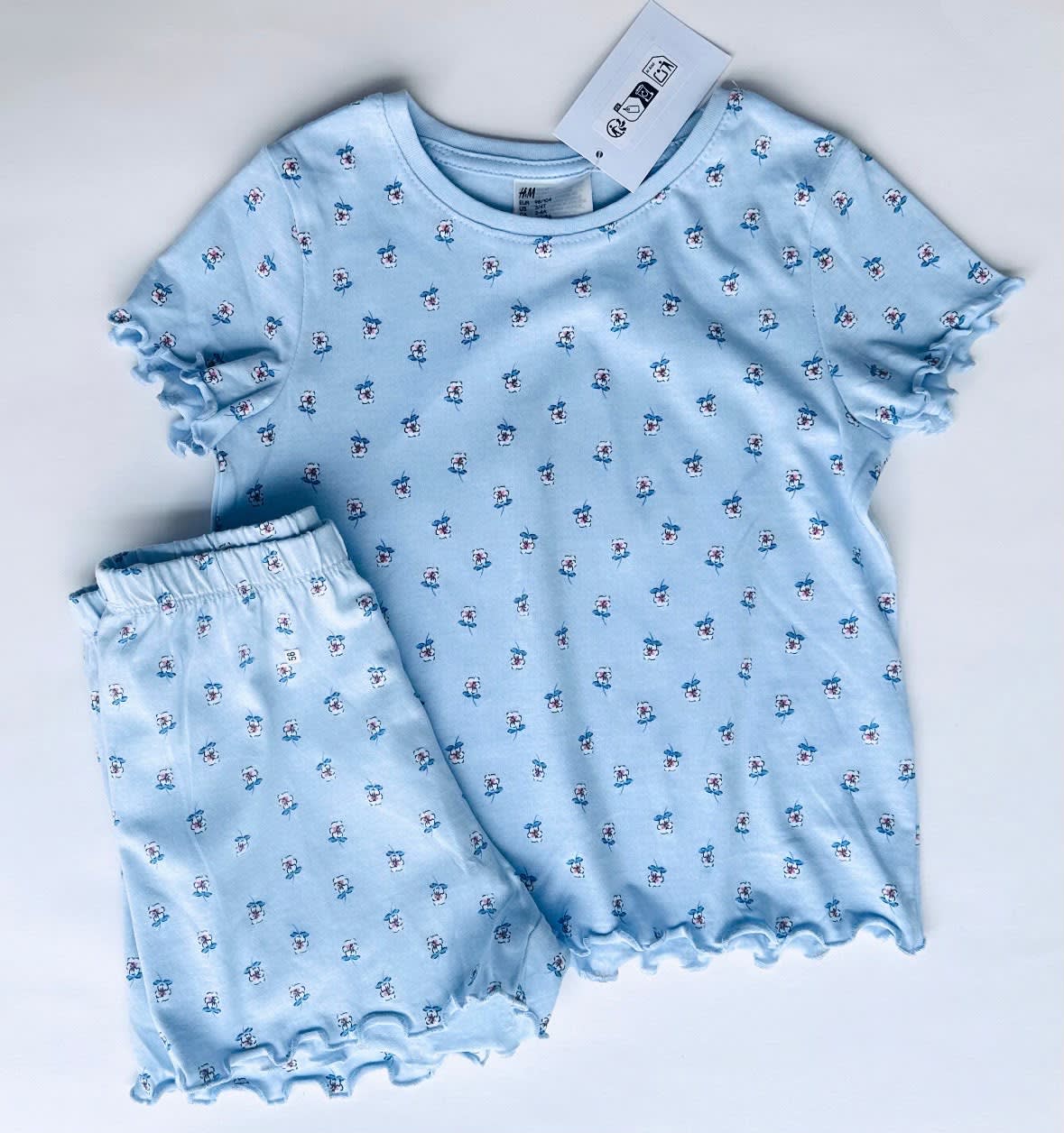 Pijama diseño floral de algodón para niña