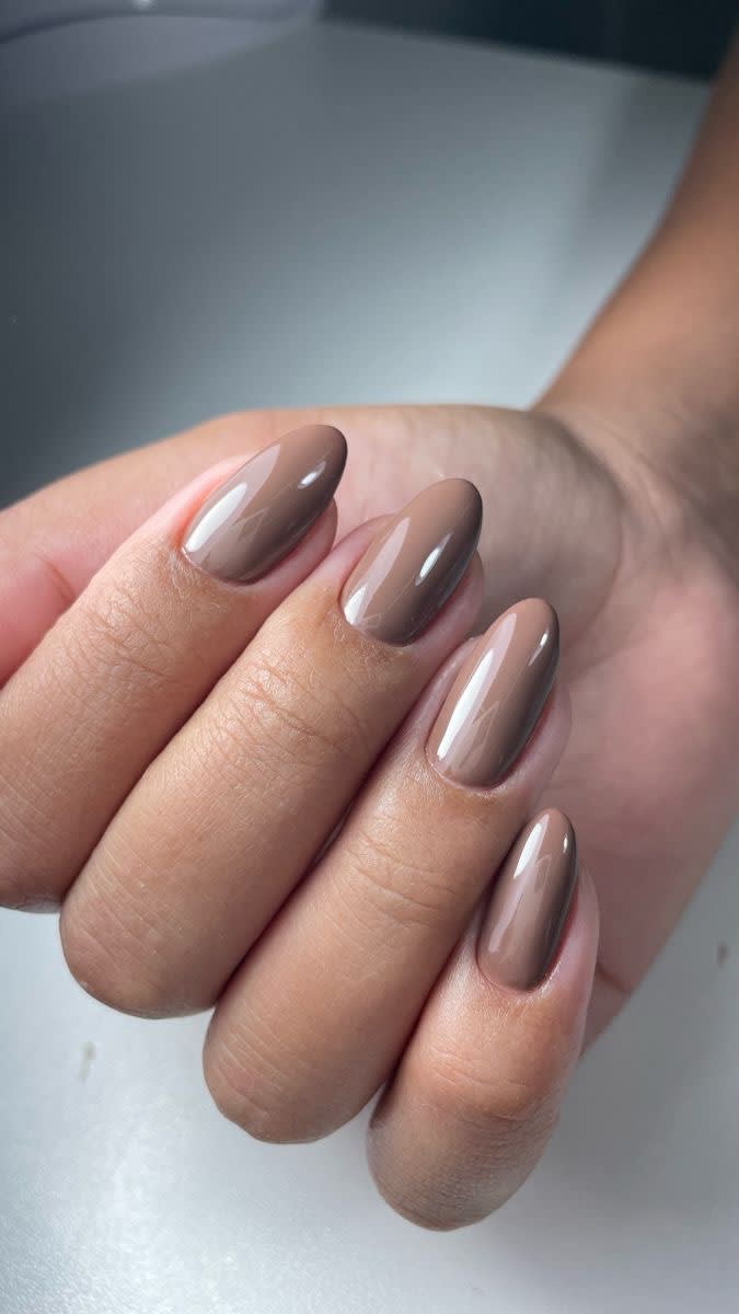 Manicura semipermanente