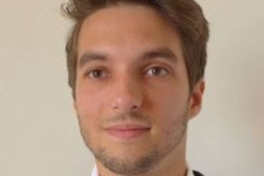 Description: Tom Douzou