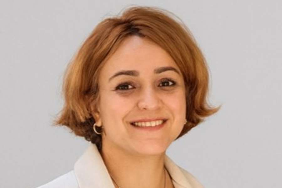 Afrouz Delavaranshiraz