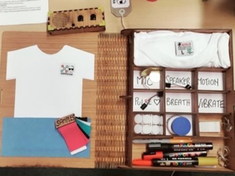 Description: A kit containing fabrics, different tactile stimuli and markers, thought for participatory design