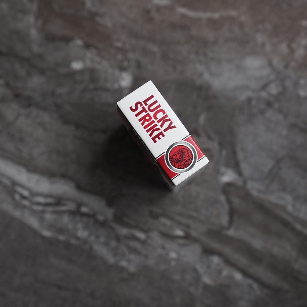 lucky-strike-red-004 Lucky Strike Red