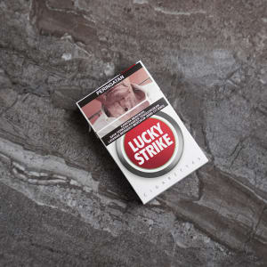 Lucky Strike Red