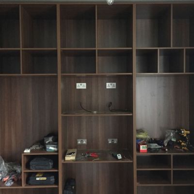 Bedroom wardrobe in Walnut