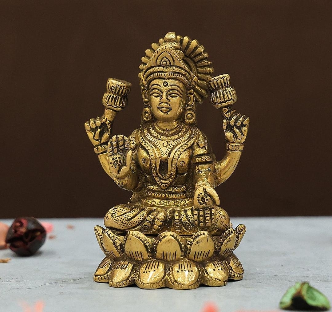 Lakshmi Idol (Small Size) — Brass | Saptambu