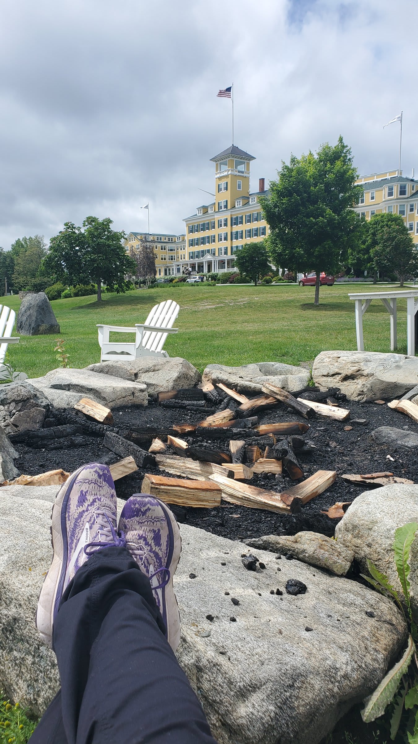 The resort building and Presidential Range viewed from the fire pit lawn