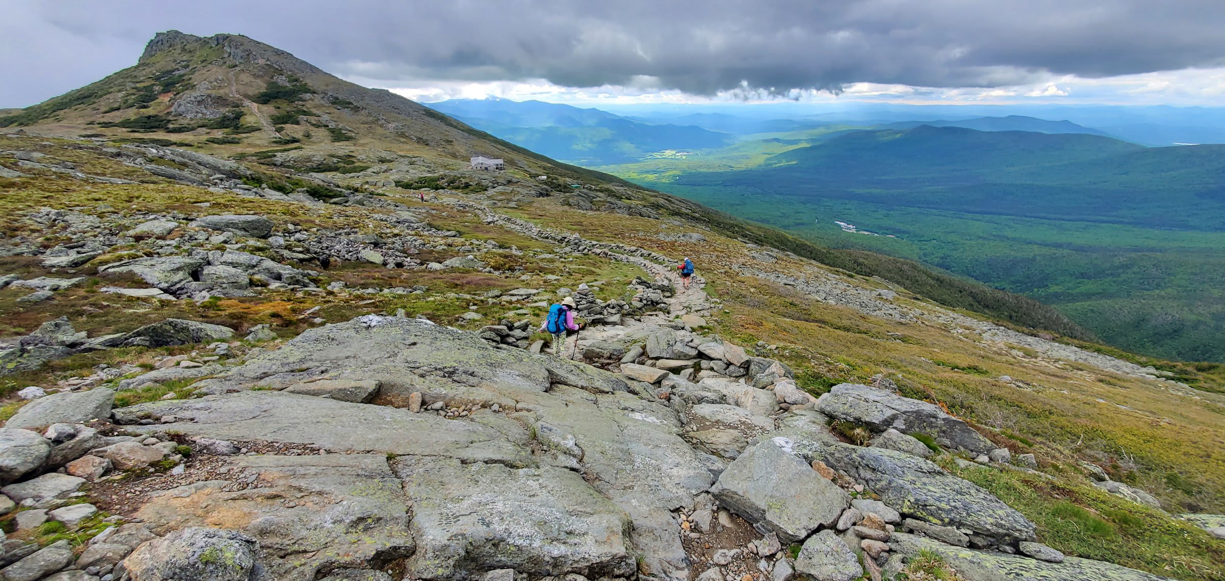 Descending the final stretch toward the hut
