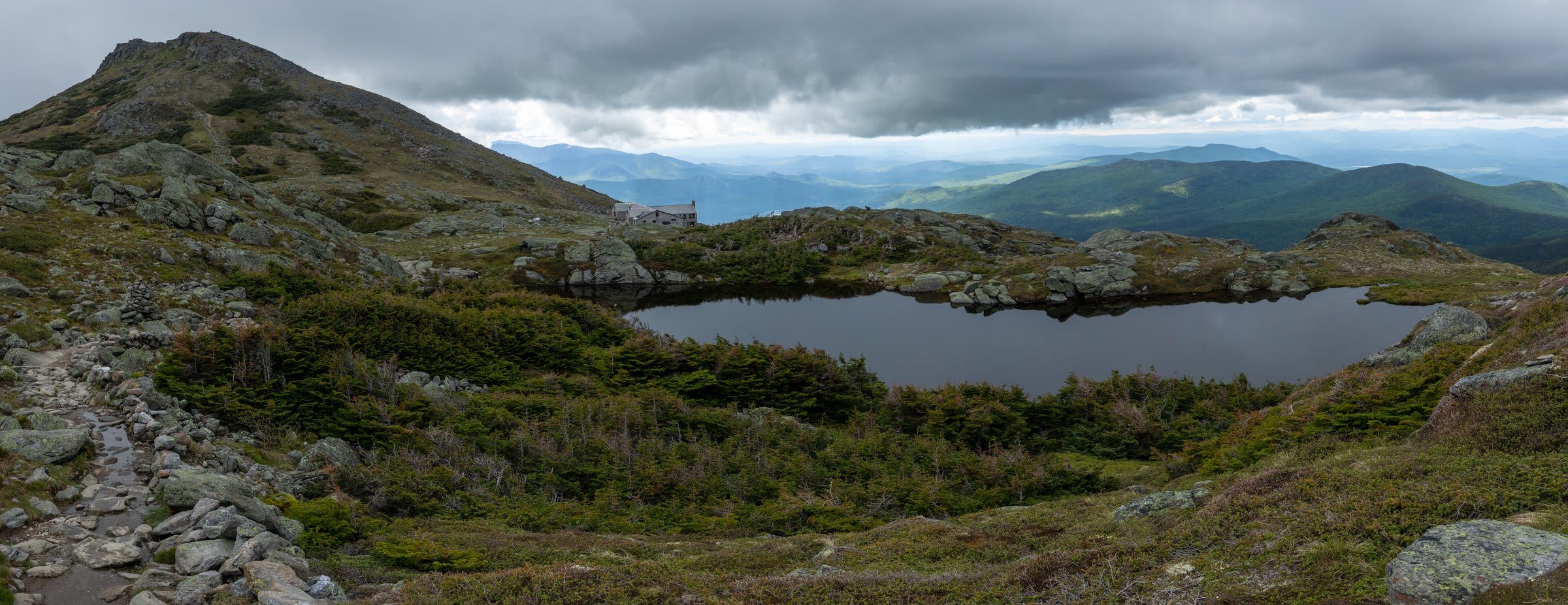 Panoramic view of the Presidential Range from near the hut